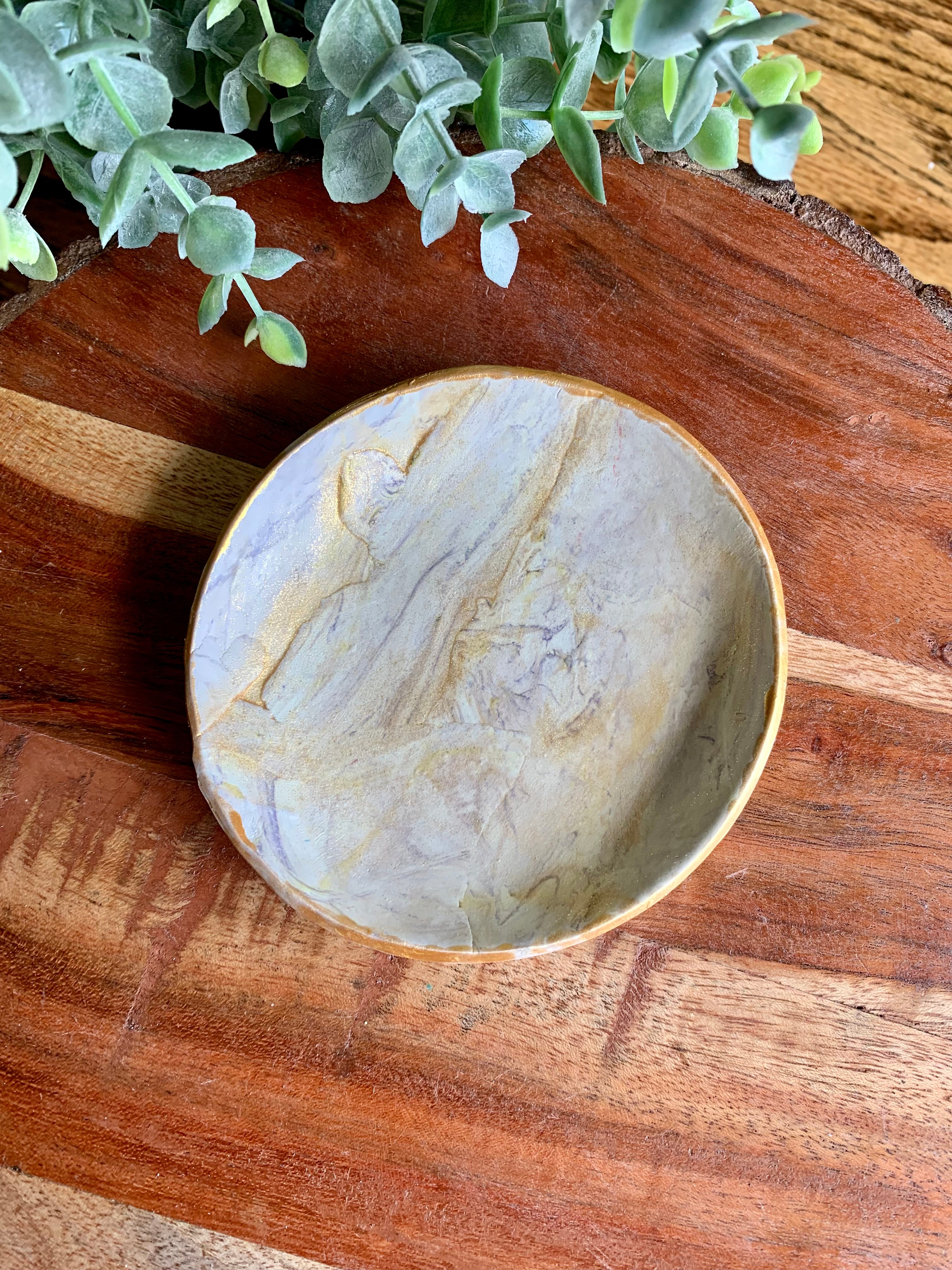 Amazon.com: Gifts for Mom 4.72 Inch Small Decorative Bowl Ring Dish Marble  Tray, Mothers Day Gifts Jewelry Dish Ring Trinket Holder Key Catchall  Bowls, Marble Vanity Tray for Display Home Decor Bride