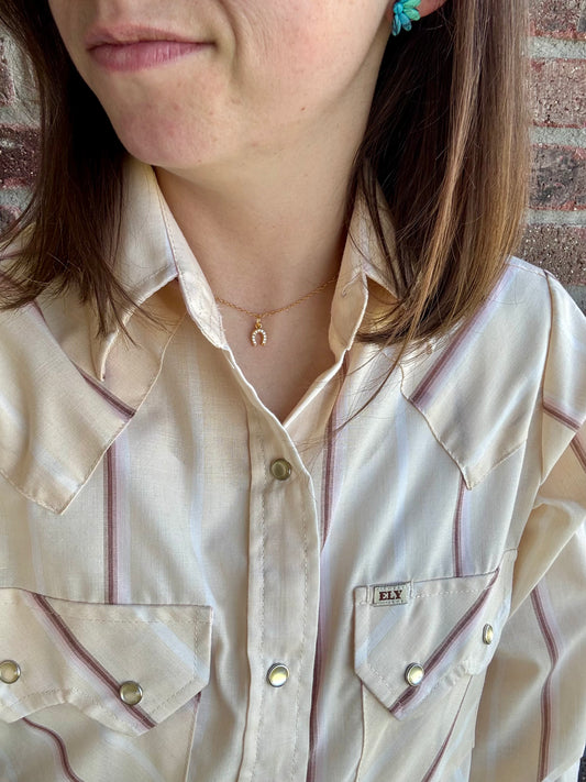 Dainty Gold Horseshoe Necklace